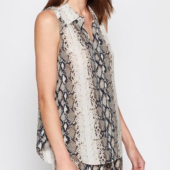 NWT $198 Joie Branka Snakeskin Print Blouse In Porcelain Size XL - Picture 1 of 8